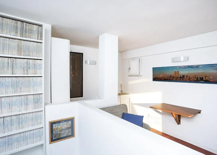 Enjoy The Sunset On Your Vatican Terrace Apartment *
